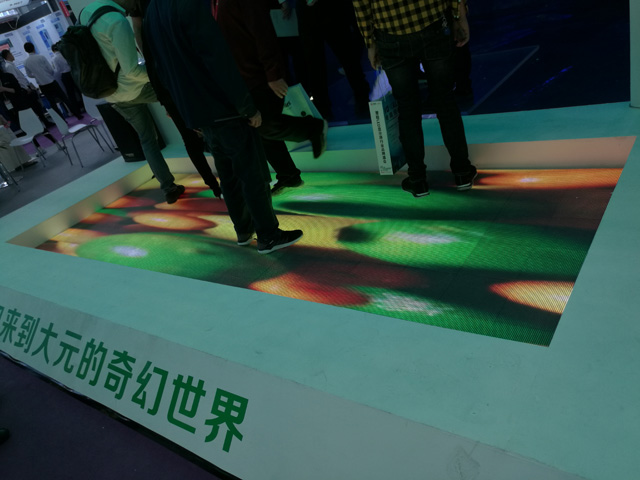 LED������Ӧ��ש���봫ͳLED��������